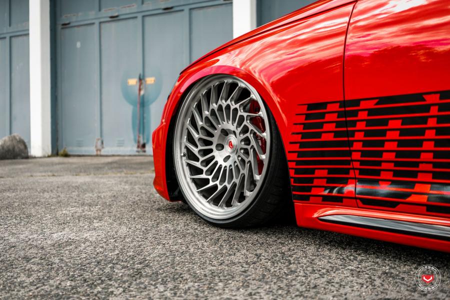 Детали экстерьера Audi RS4 Avant on Vossen Wheels (ML-R2) 2019 года  (фото 51 из 55)